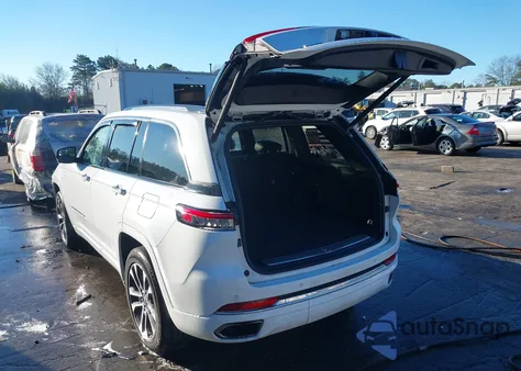 2022 Jeep Grand Cherokee 4Xe Overland 4X4 z USA, uszkodzony, nr VIN 1C4RJYD61N8758326